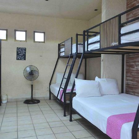 Hostalife Гуадалахара Екстериор снимка