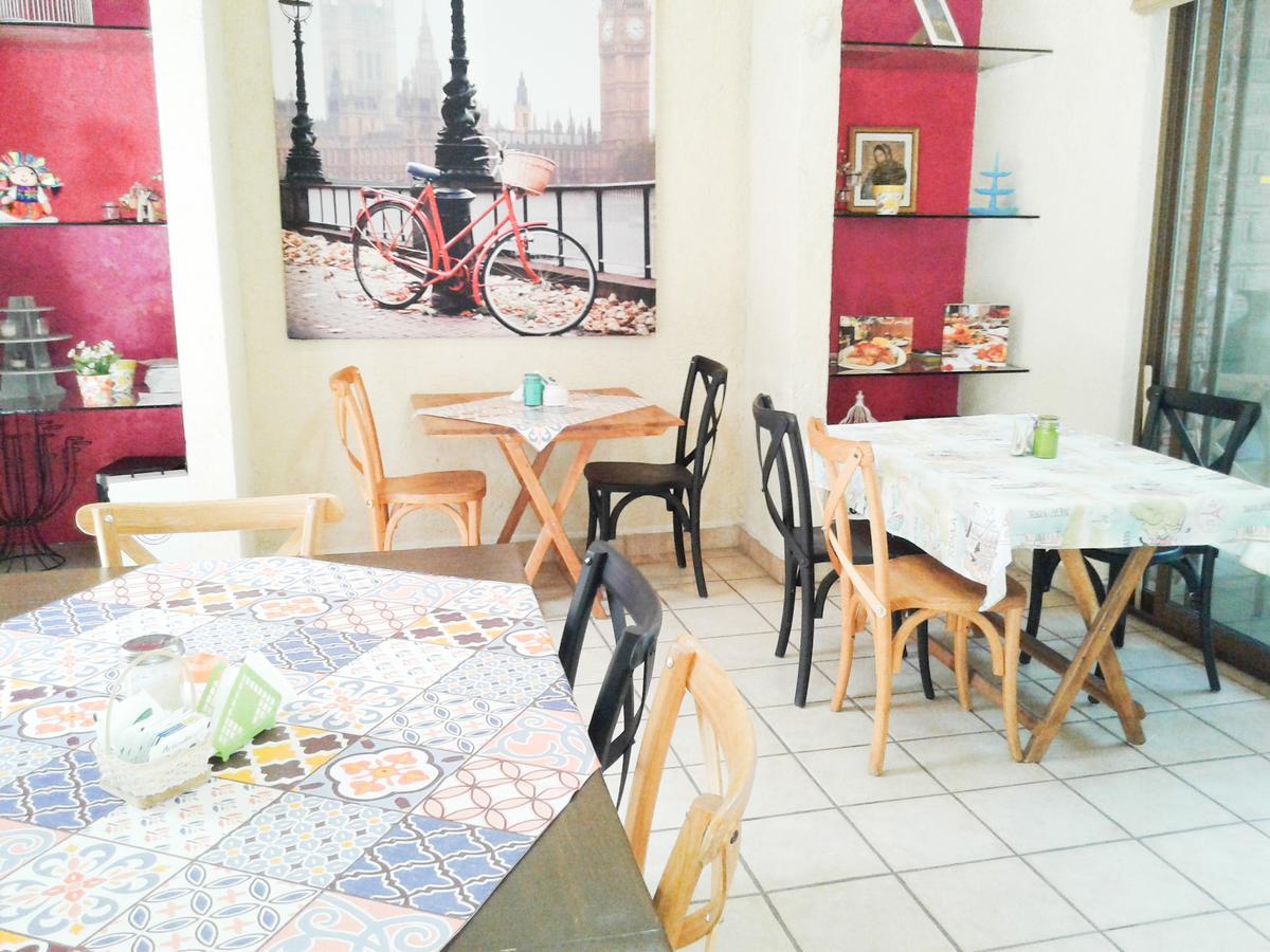 Hostalife Гуадалахара Екстериор снимка
